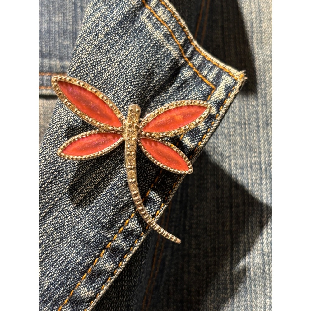 Avon Pink Enamel Rhinestone Dragonfly Brooch Silver Tone Nature Pin